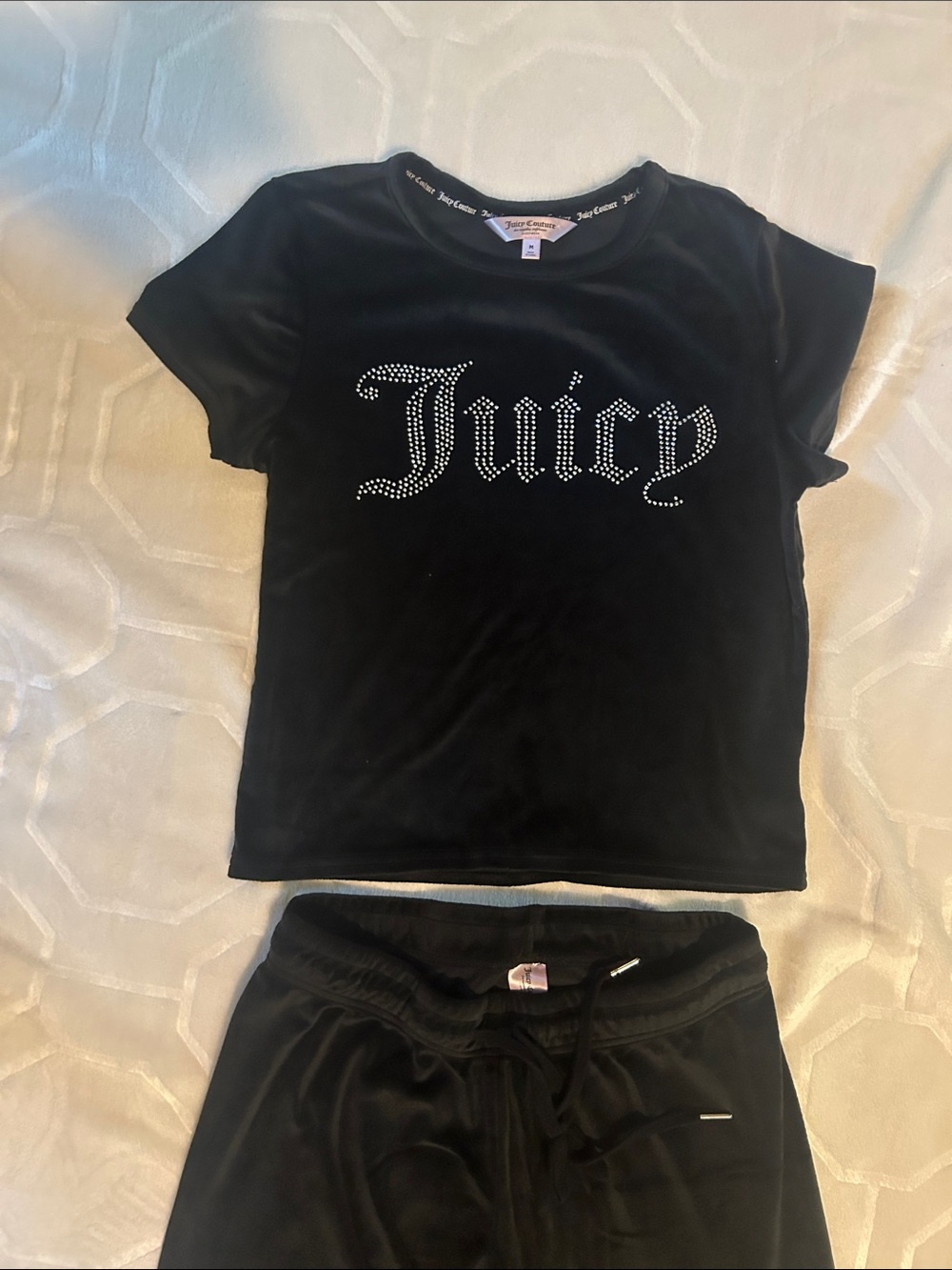 Juicy Couture Black Velour Logo Pajama Set with Rhinestone Detailing - Picture 3 of 5